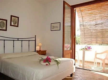 Hotel Baia Portinenti