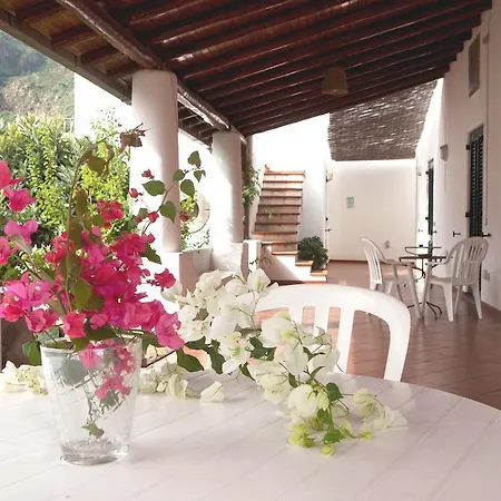 Hotell Baia Portinenti